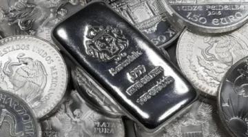 تحرك جديد بالأسواق.. سعر الفضة يسجل مستويات غير مسبوقة خلال التعاملات المسائية اليوم الاثنين